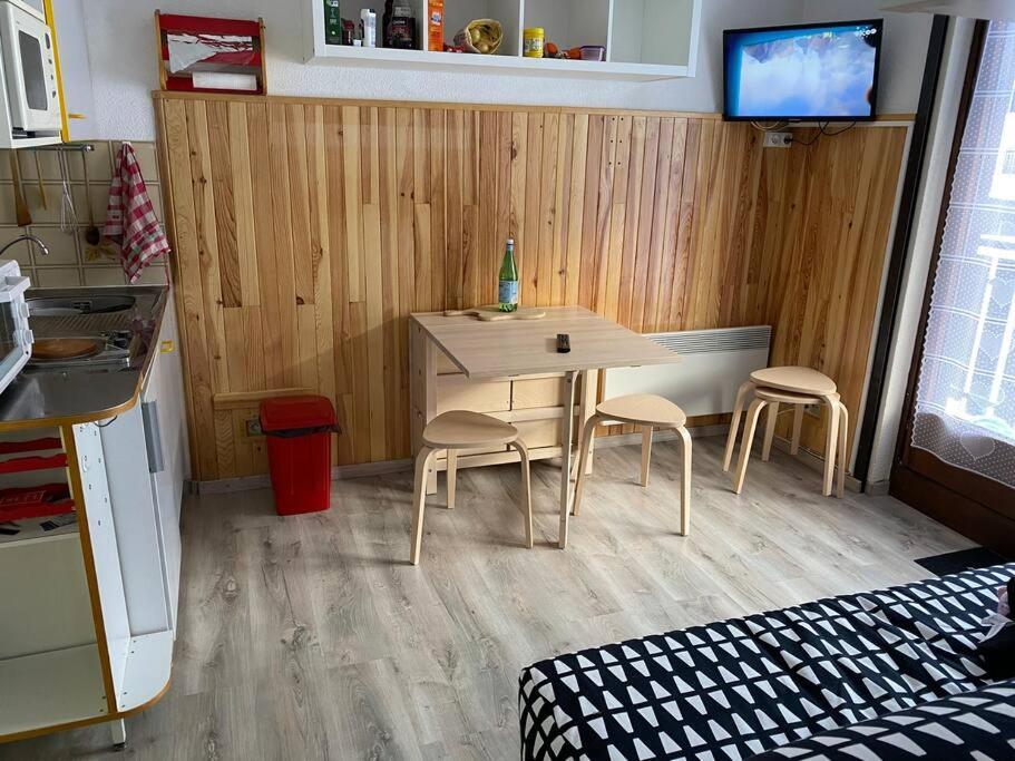 Charmant Appartement Au Pied Des Pistes De Lélex Екстериор снимка